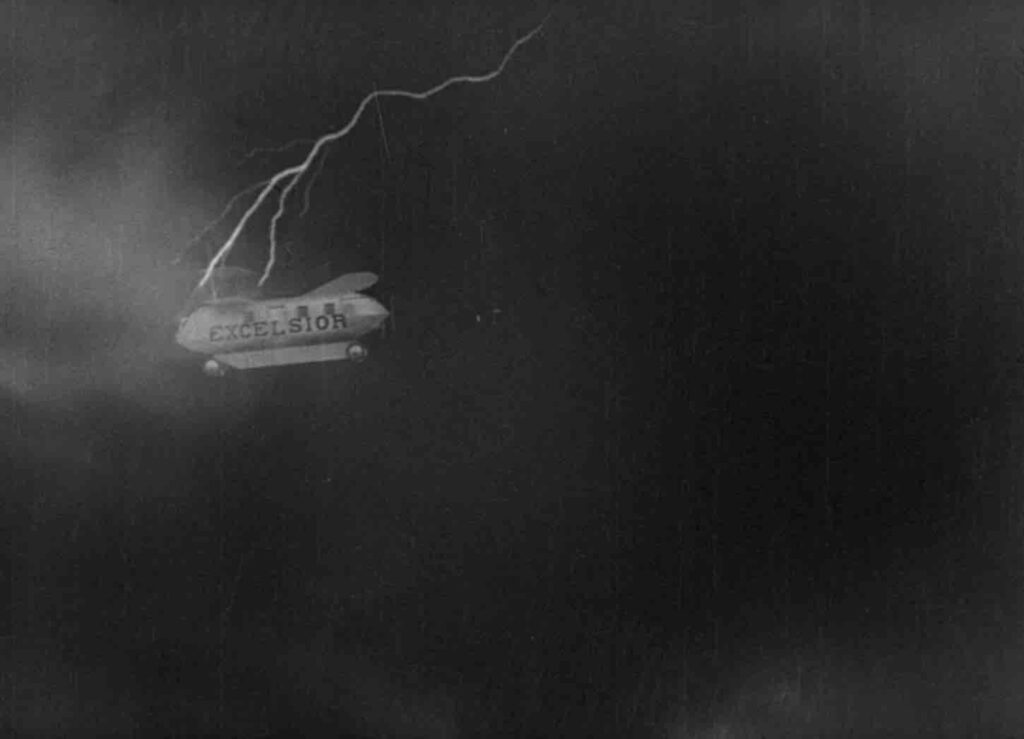 Filmfoto Himmelskibet Himmelsschiff